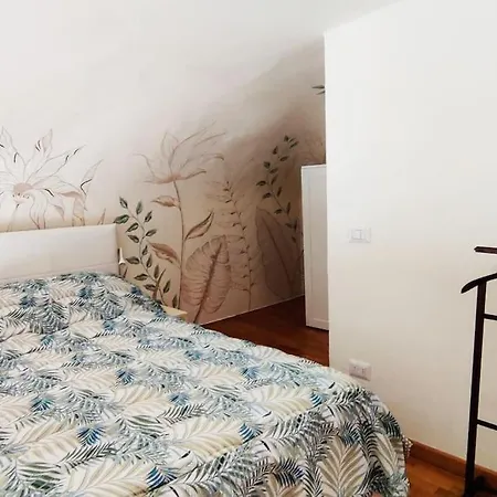Apartment Curtatone